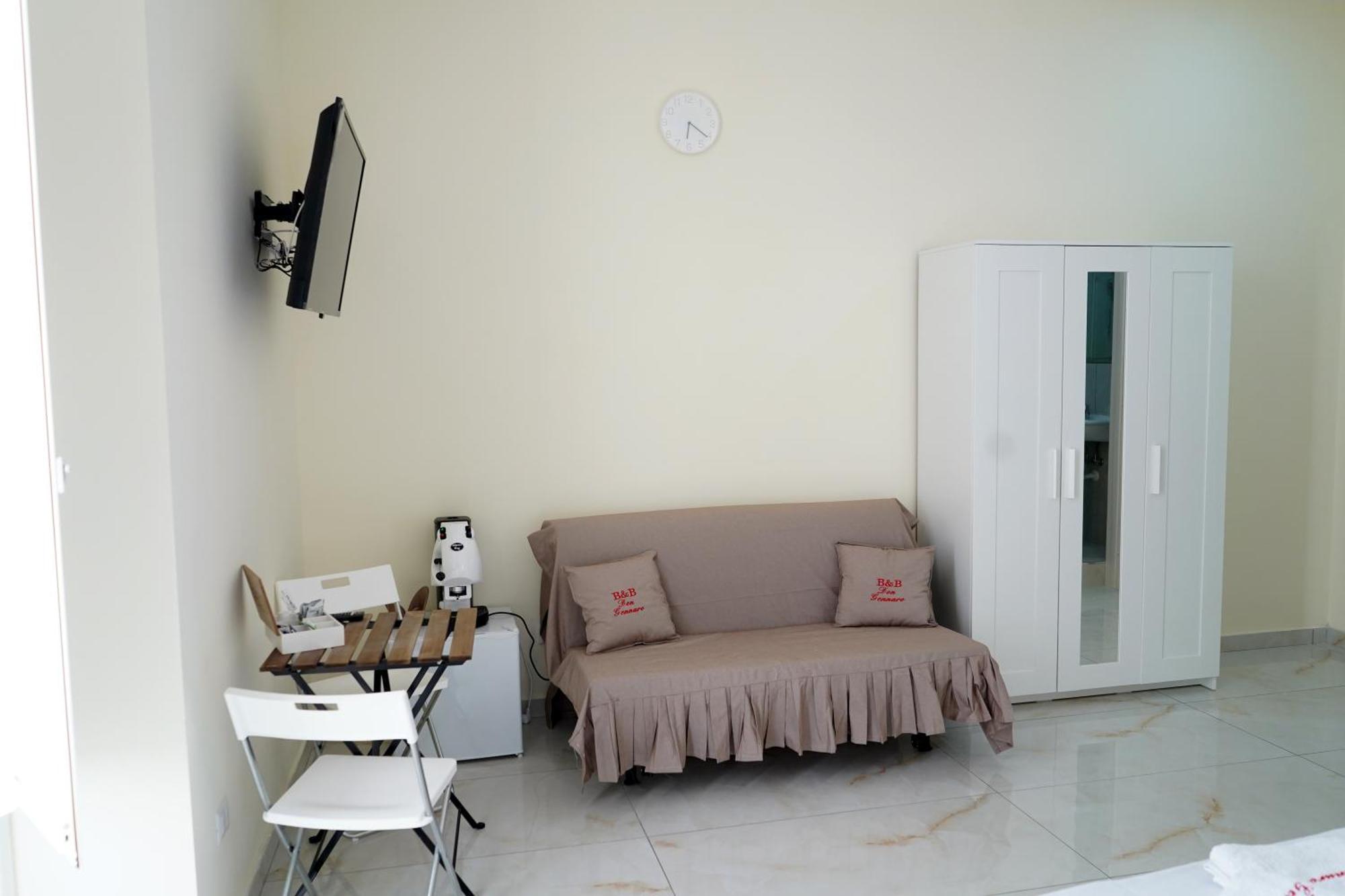 Bed and Breakfast Beb Don Gennaro à Naples Extérieur photo