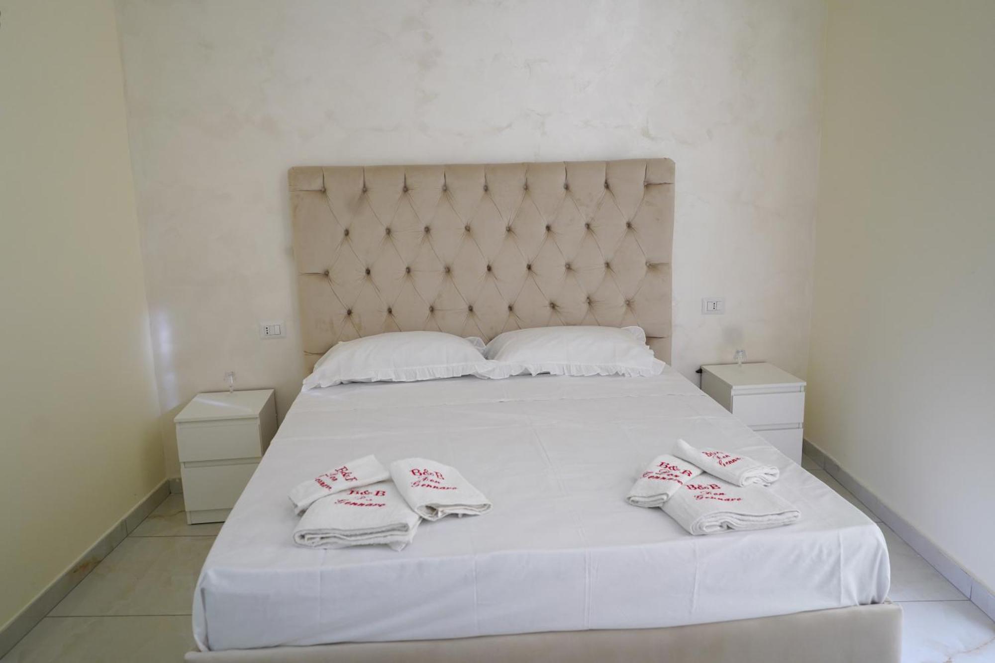 Bed and Breakfast Beb Don Gennaro à Naples Extérieur photo