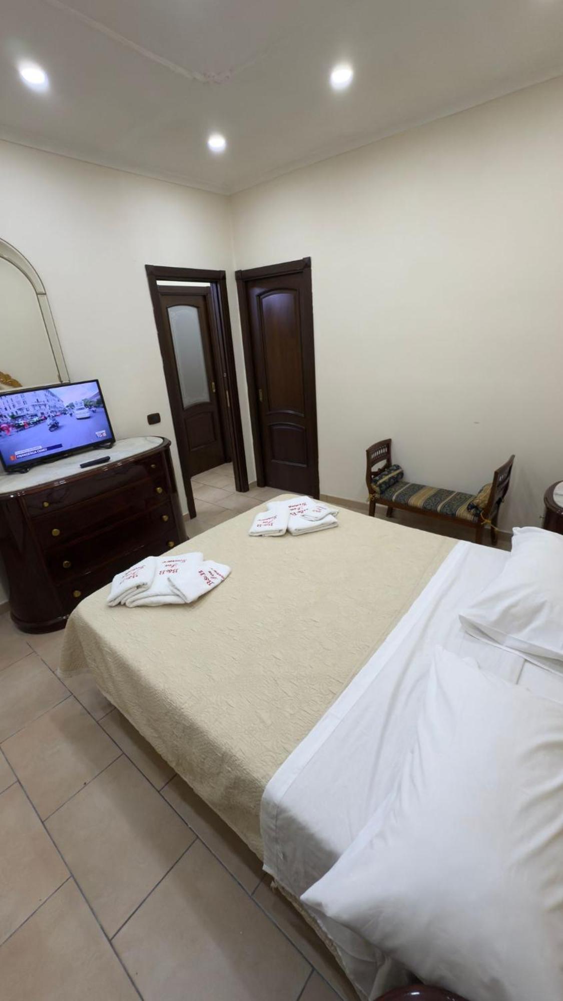Bed and Breakfast Beb Don Gennaro à Naples Extérieur photo