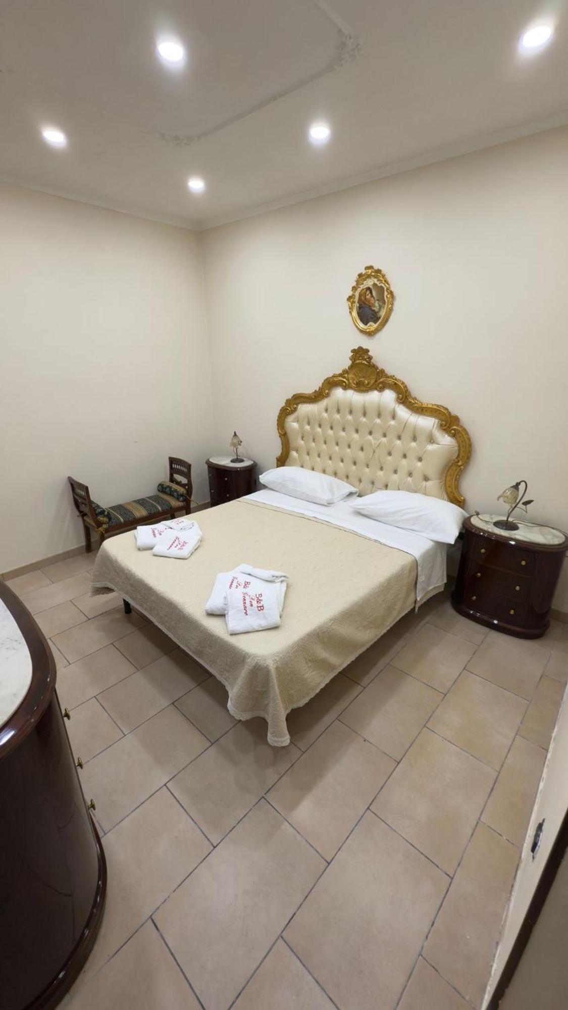 Bed and Breakfast Beb Don Gennaro à Naples Extérieur photo