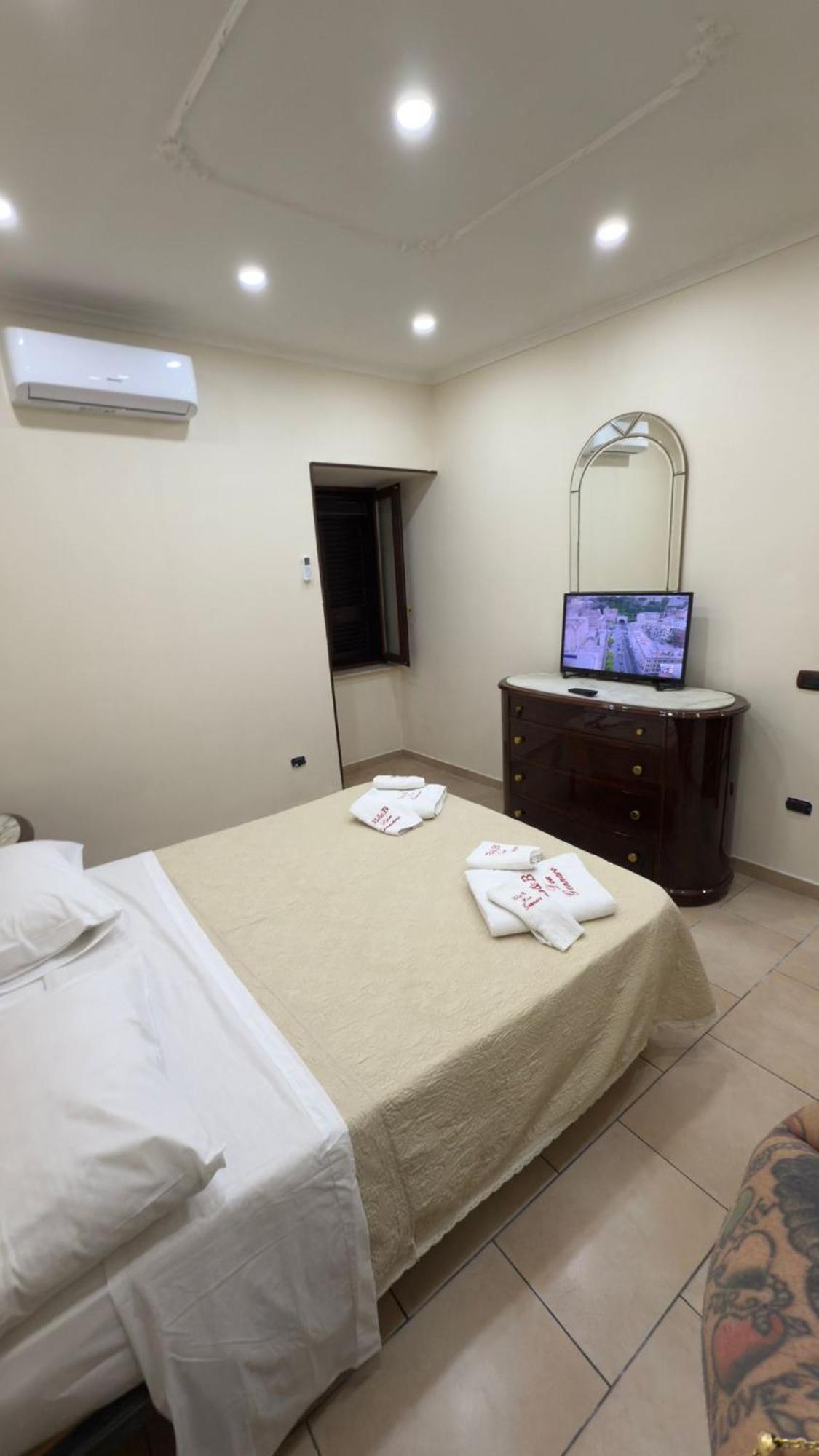 Bed and Breakfast Beb Don Gennaro à Naples Extérieur photo
